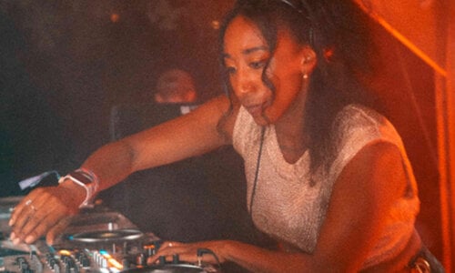 Jamz Supernova's Dance Around The World